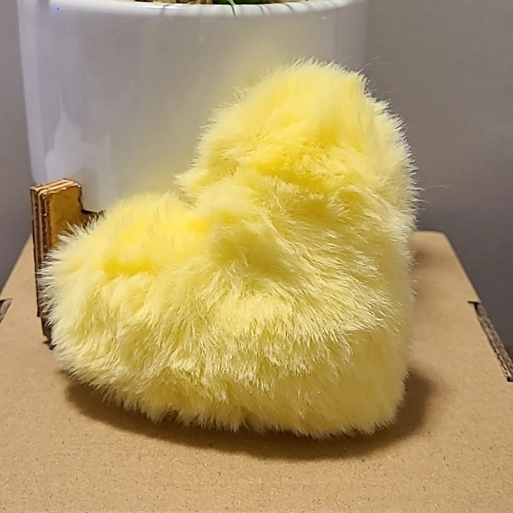 Yellow Faux Fur Heart‎ Keychain Purse Charm Bag Charm Fluffy Cute Accessory